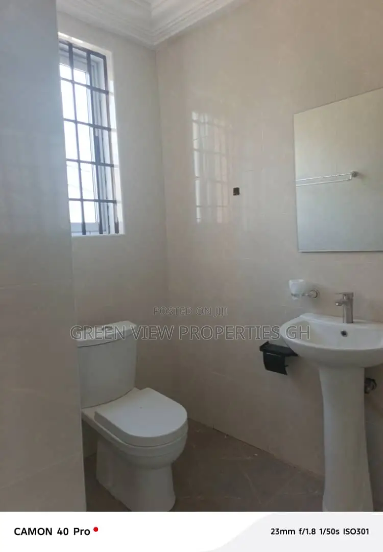 1bdrm Room & Parlour in Ga South Municipal for rent