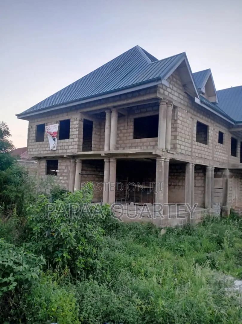 6bdrm House in Ablekuma for sale