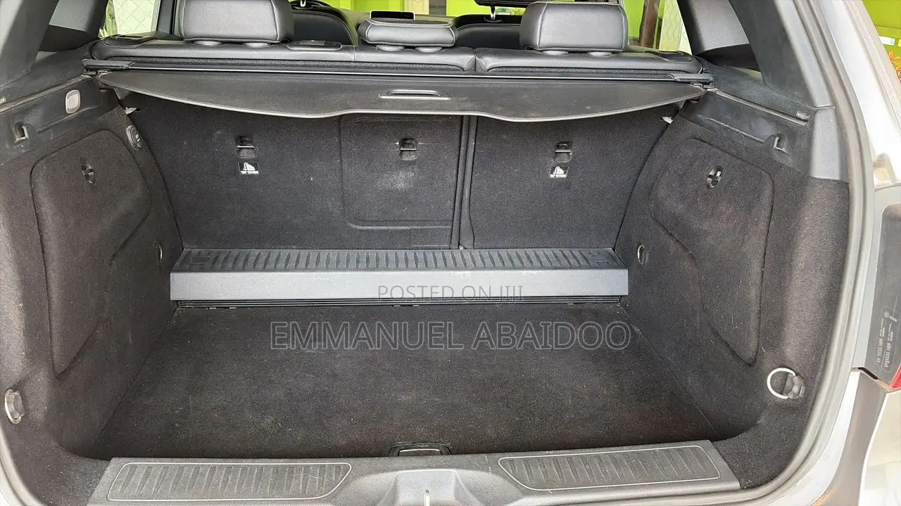 Mercedes-Benz B-Class B180 Petrol 2012 Silver