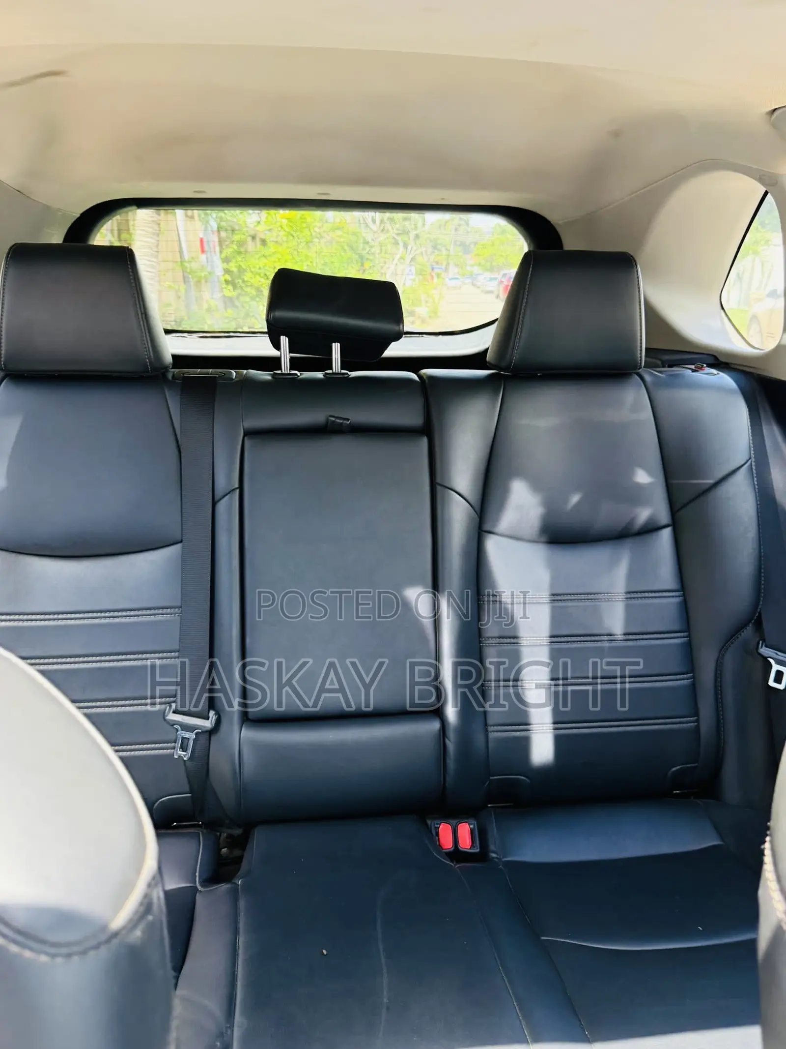 Toyota RAV4 2020 Green