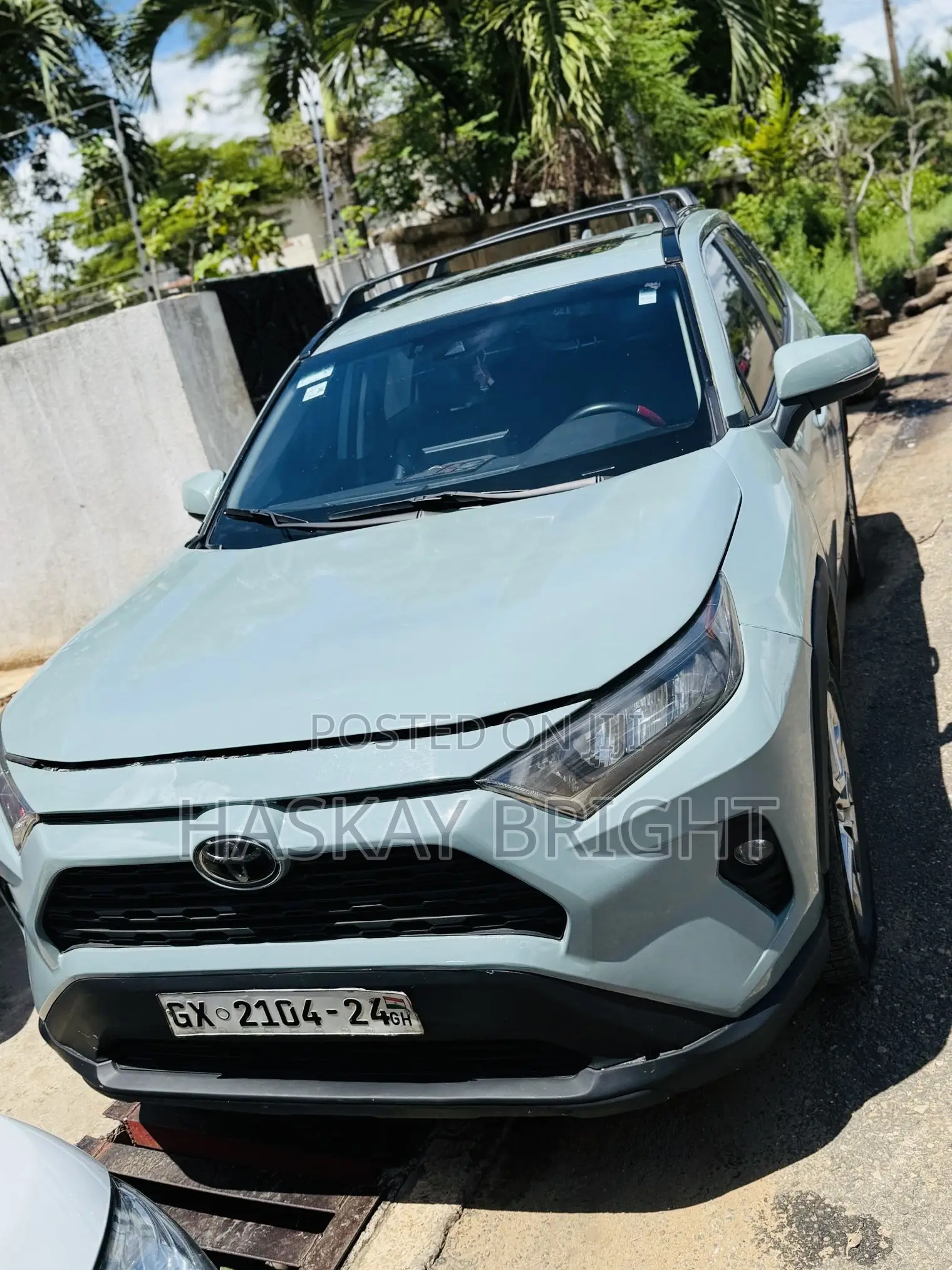 Toyota RAV4 2020 Green