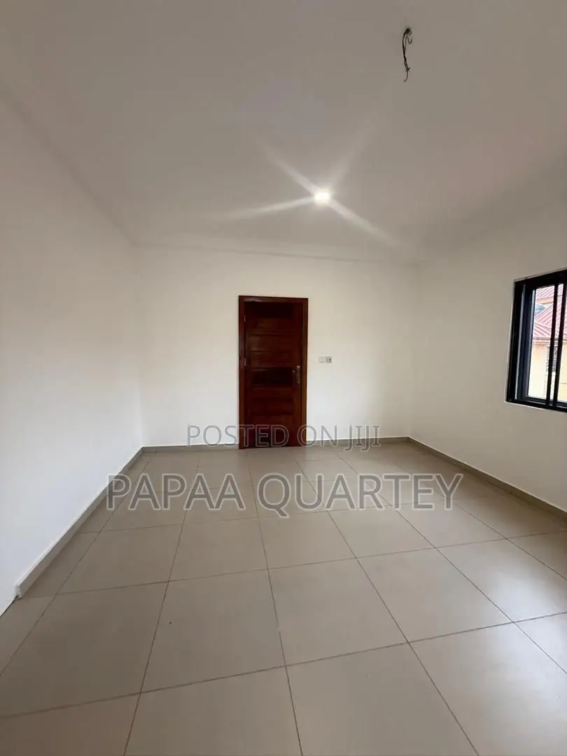 3bdrm House in Oyarifa for sale