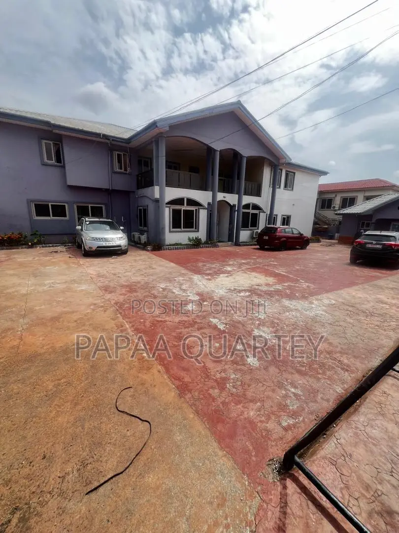 16bdrm House in West Legon for sale