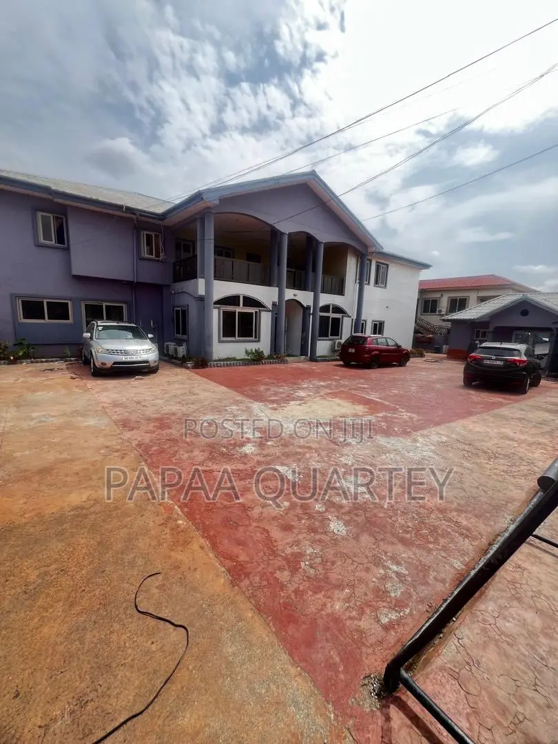 16bdrm House in West Legon for sale