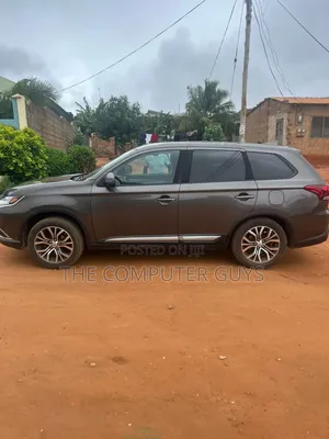Mitsubishi Outlander ES FWD 2017 Black