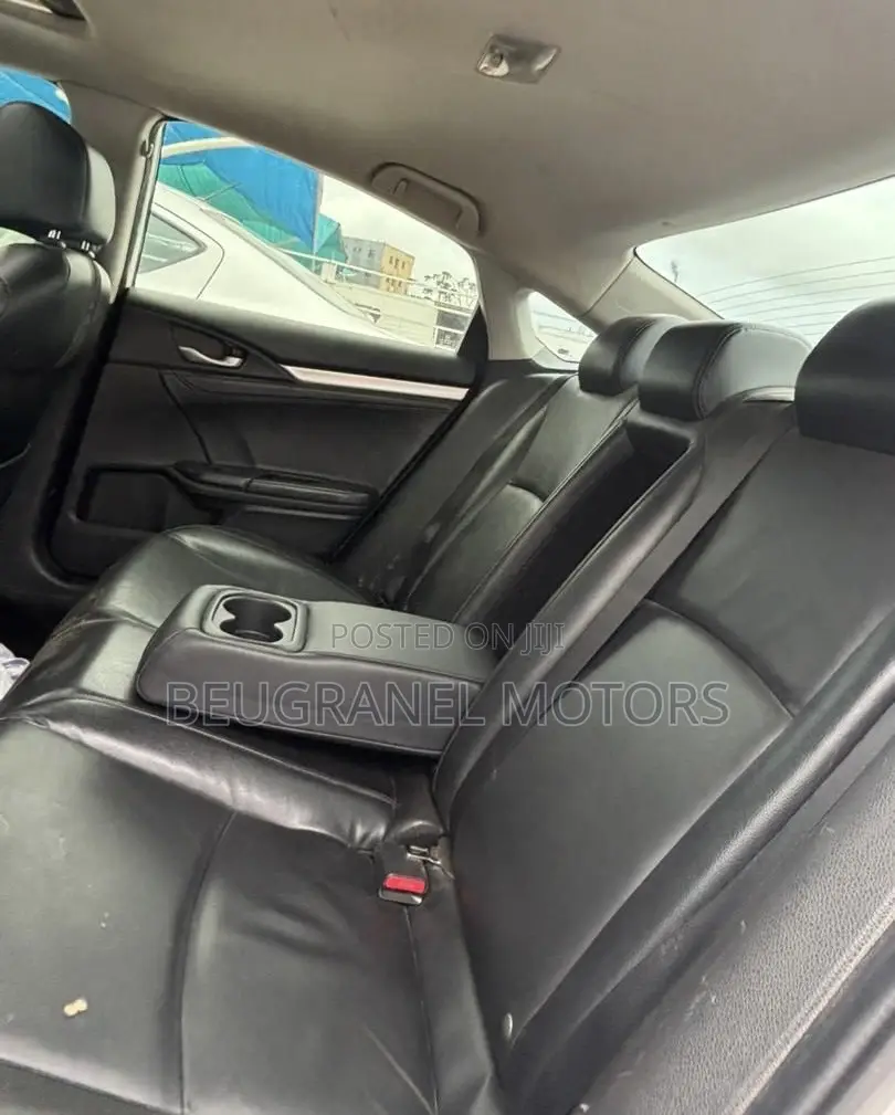Honda Civic EX-L Sedan 2020 White