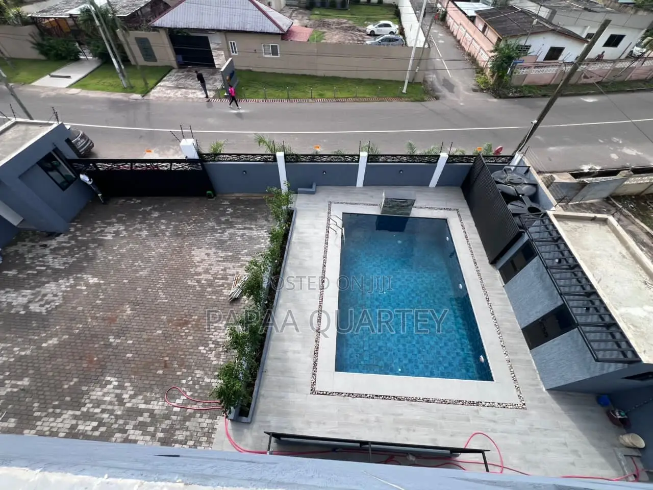 5bdrm House in Dzorwulu for sale