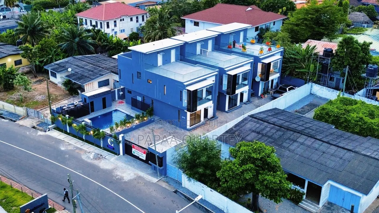 5bdrm House in Dzorwulu for sale