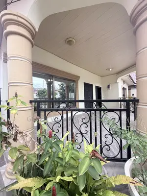 2bdrm House in West Hills Mall Area for rent