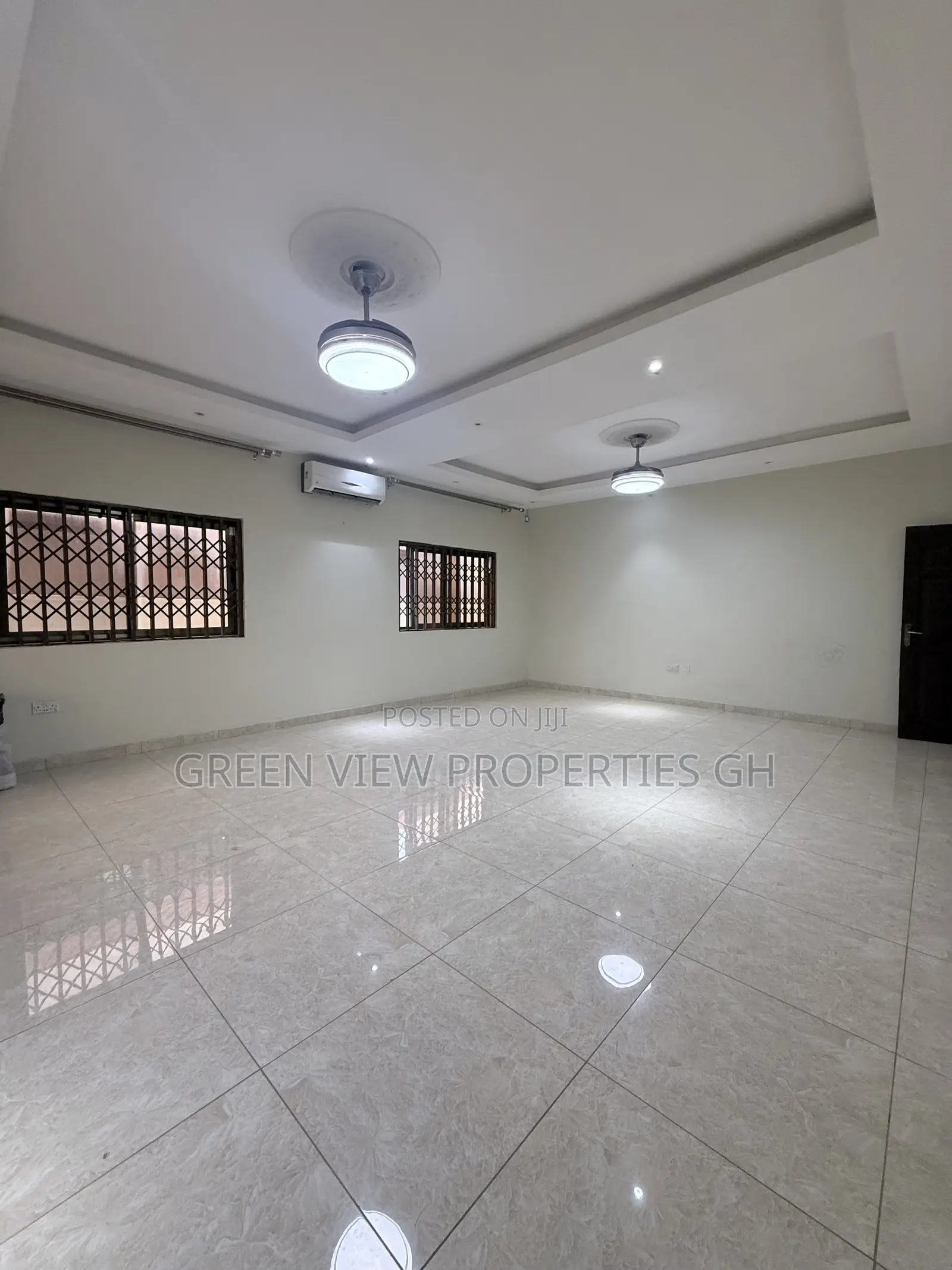 2bdrm House in West Hills Mall Area for rent