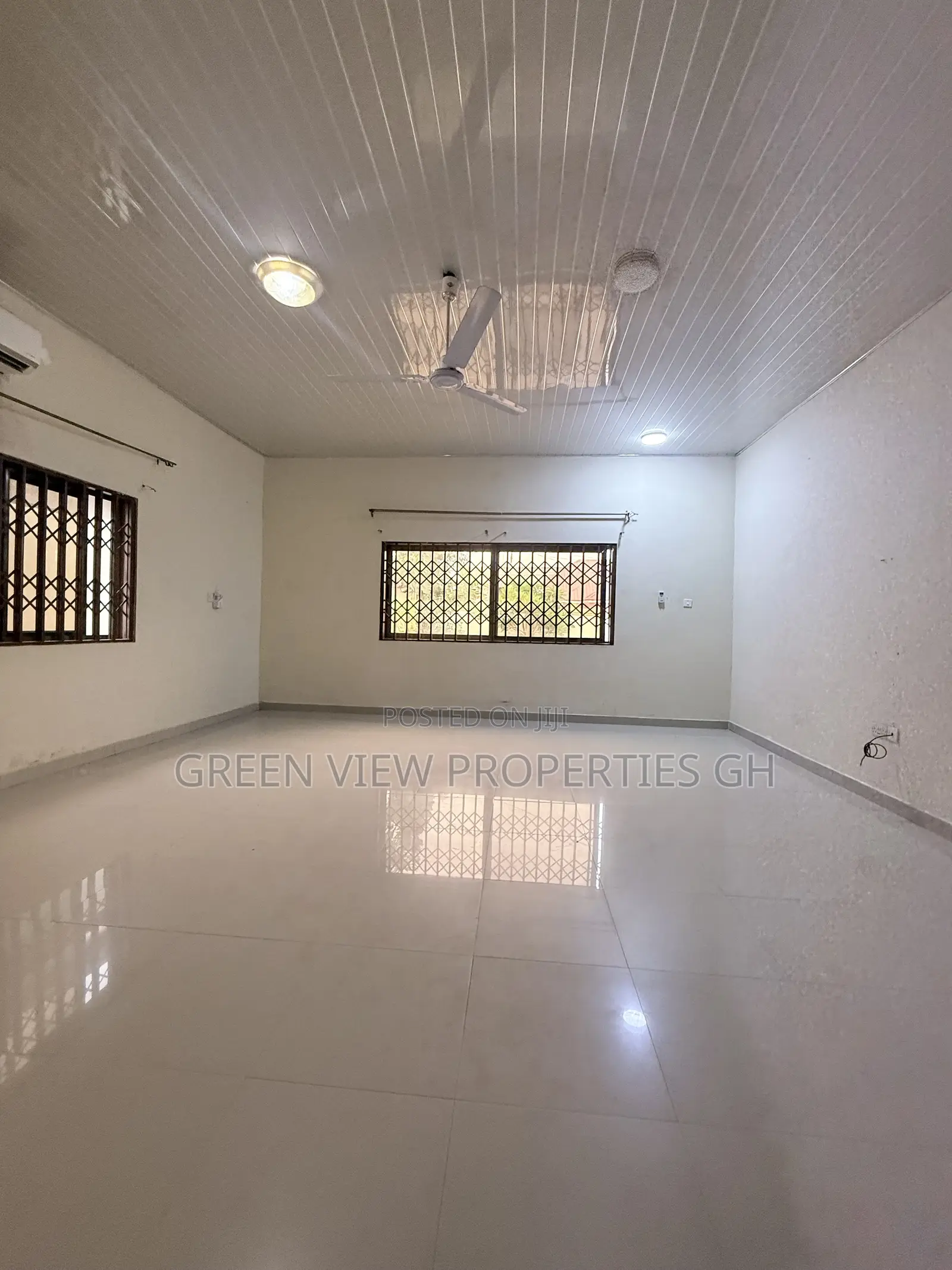 2bdrm House in West Hills Mall Area for rent