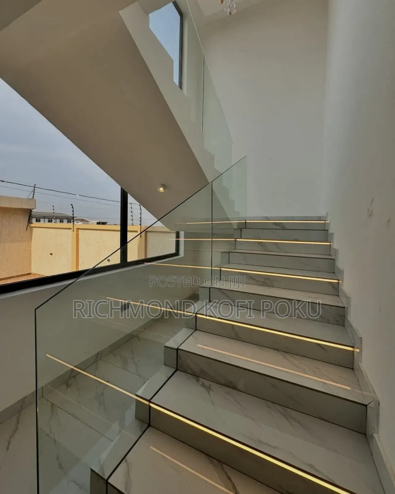 5bdrm House in Kofi'S Realty, East Legon for sale