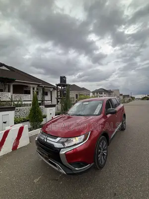 Mitsubishi Outlander 2019 Red