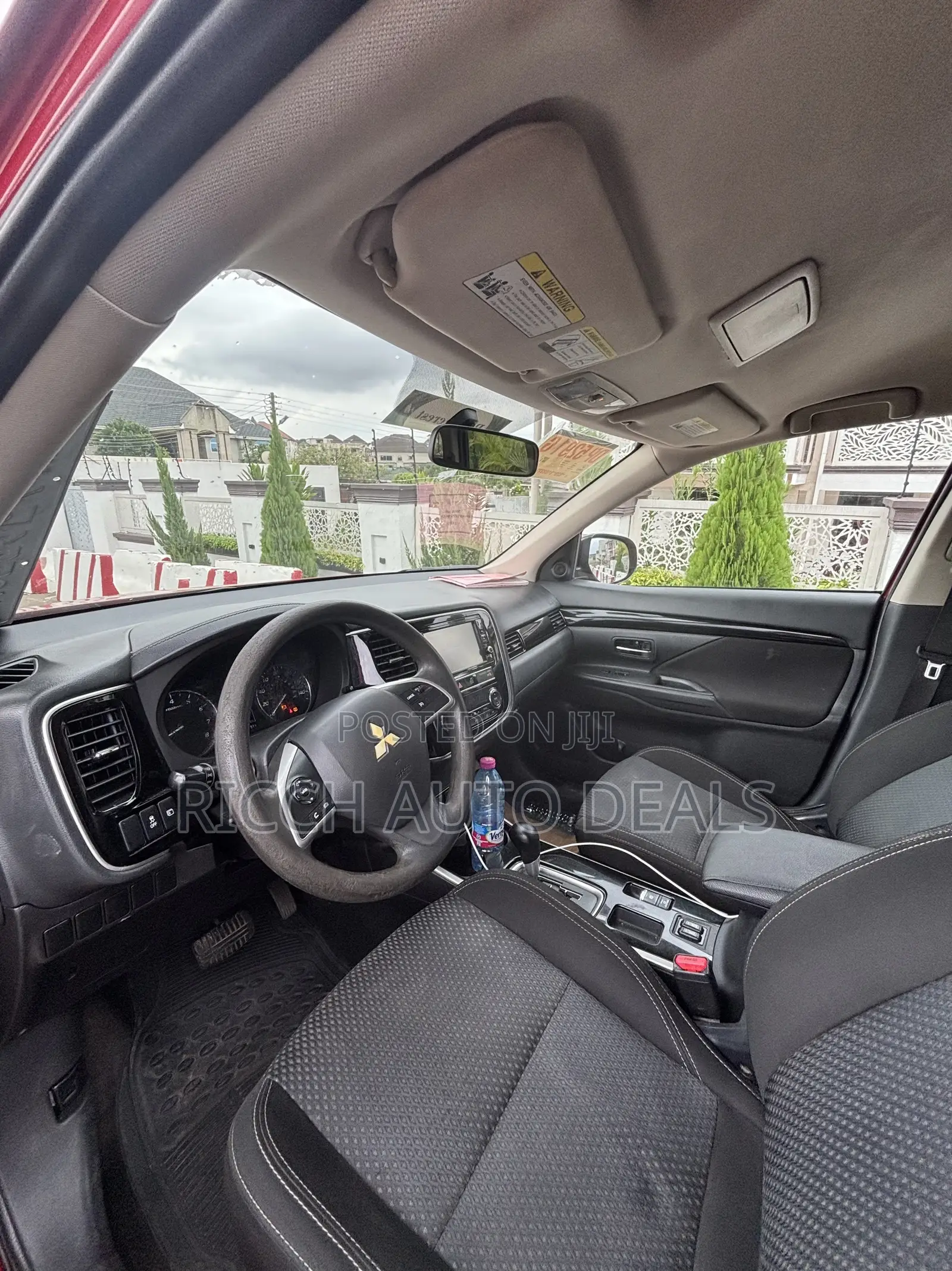 Mitsubishi Outlander 2019 Red