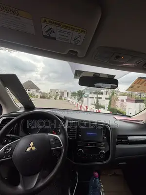 Mitsubishi Outlander 2019 Red