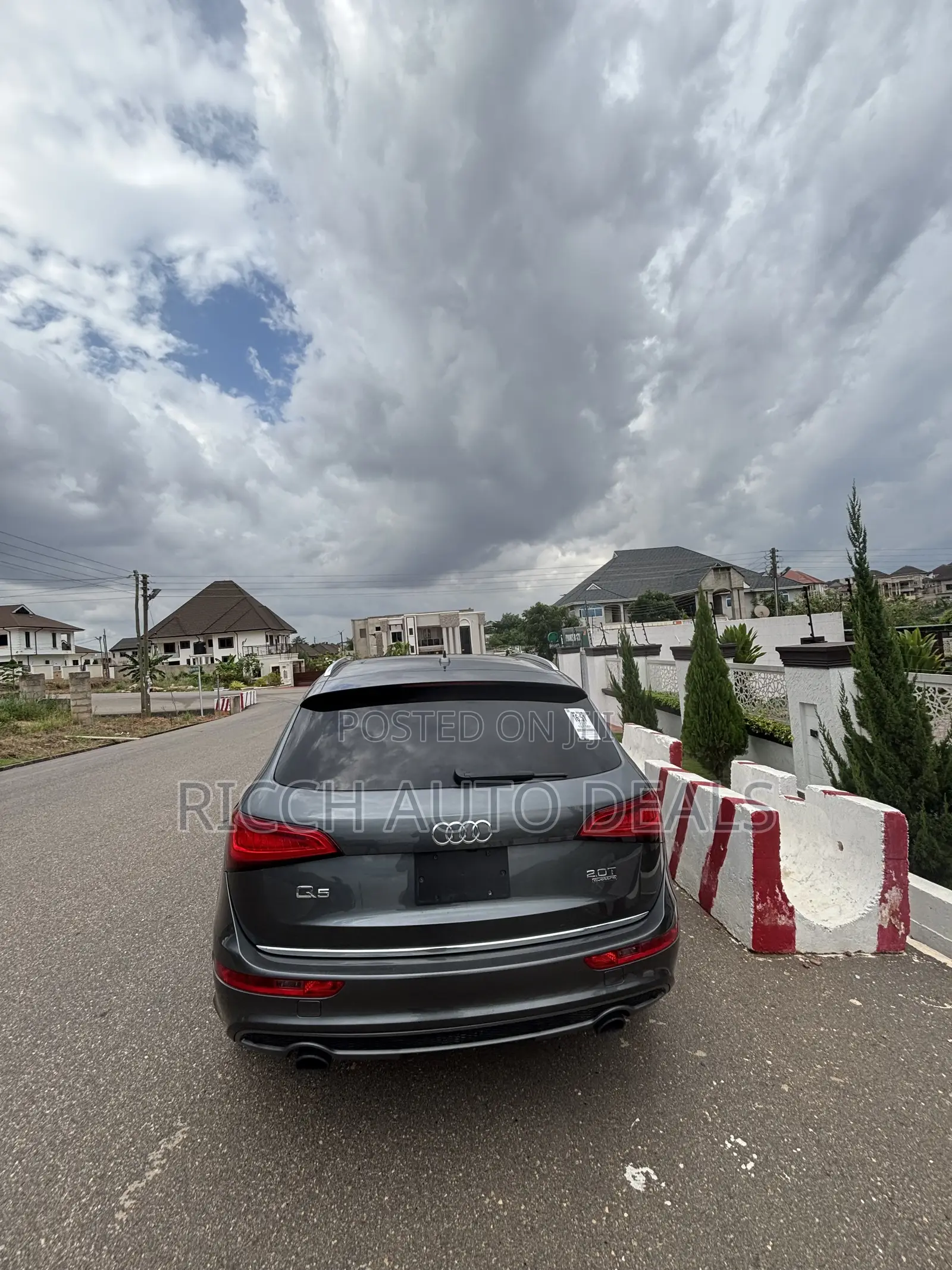 Audi Q5 2.0T Premium AWD quattro 2017 Gray