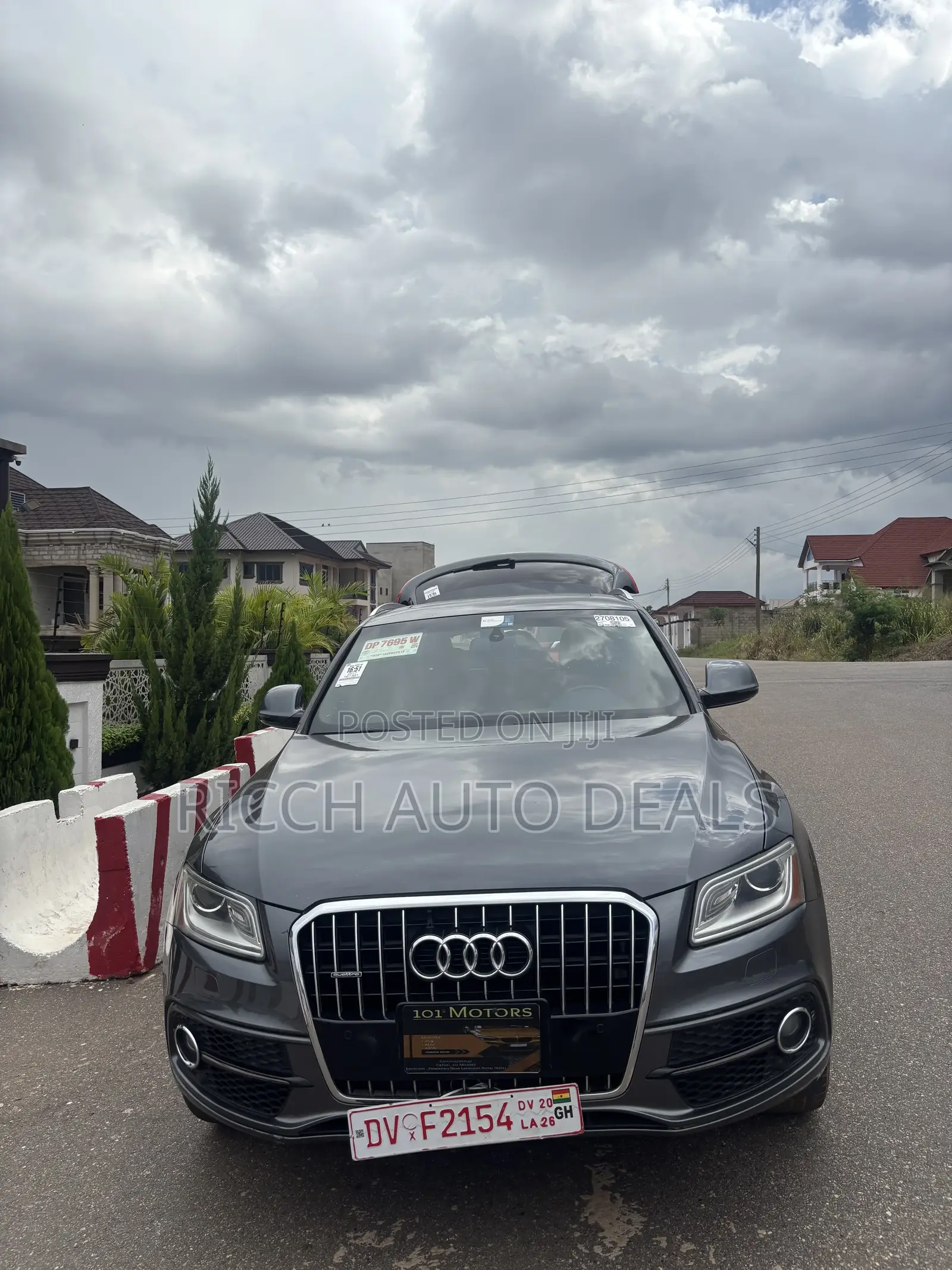 Audi Q5 2.0T Premium AWD quattro 2017 Gray