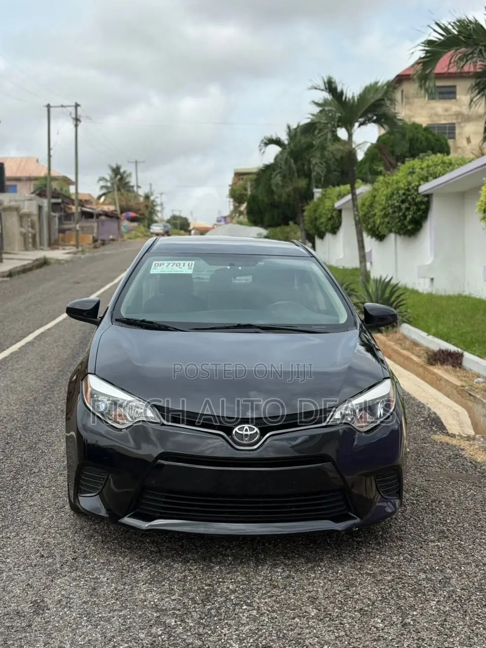 Toyota Corolla LE Premium 4dr Sedan (1.8L 4cyl CVT) 2016 Black