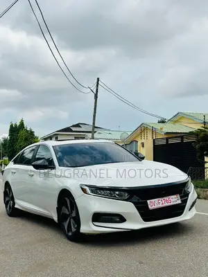 Honda Accord Sport (2.0L 4cyl Turbo 10A) 2019 White