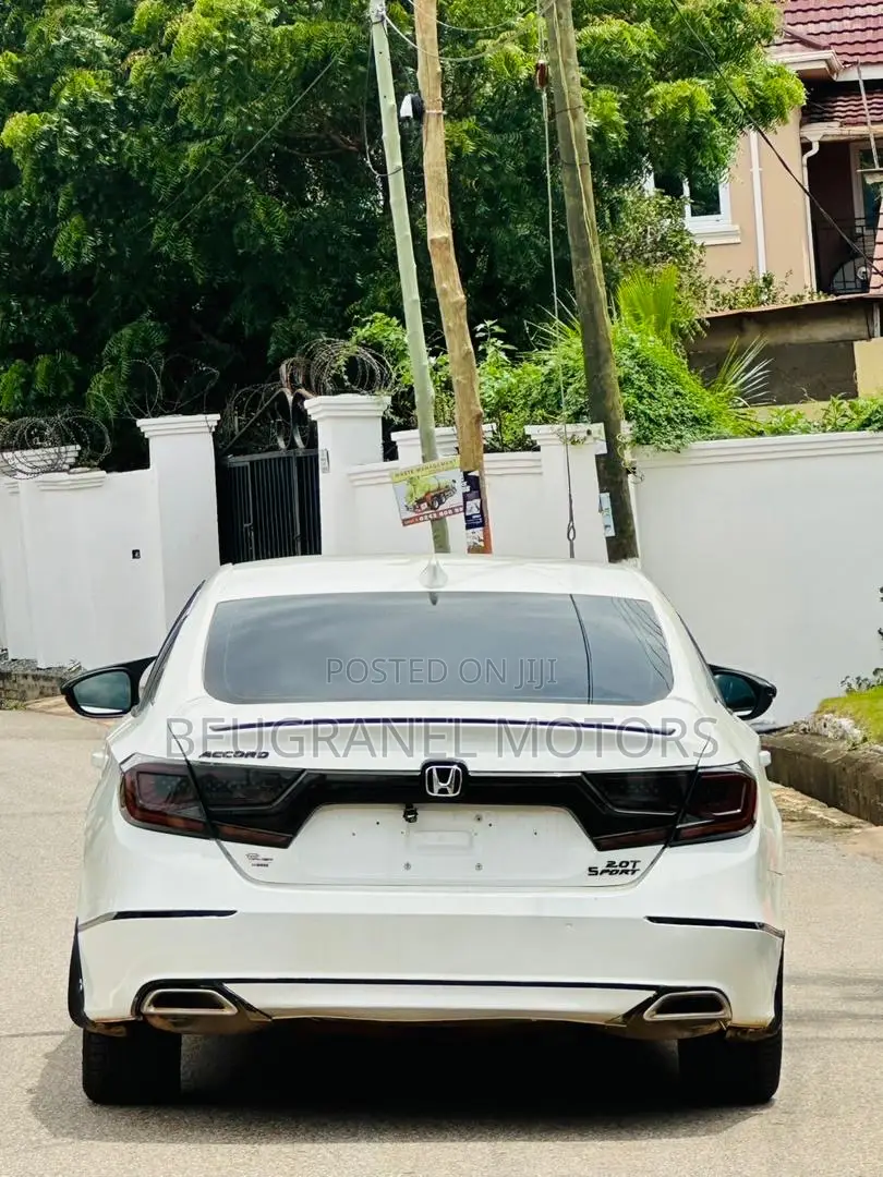 Honda Accord Sport (2.0L 4cyl Turbo 10A) 2019 White