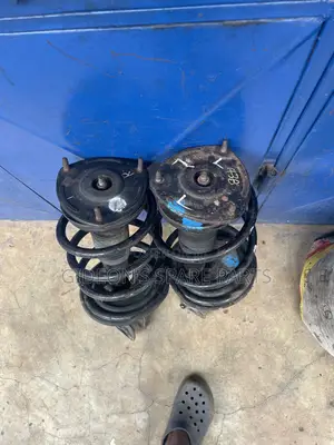 Hyundai H1 Front Shocks Absorbers