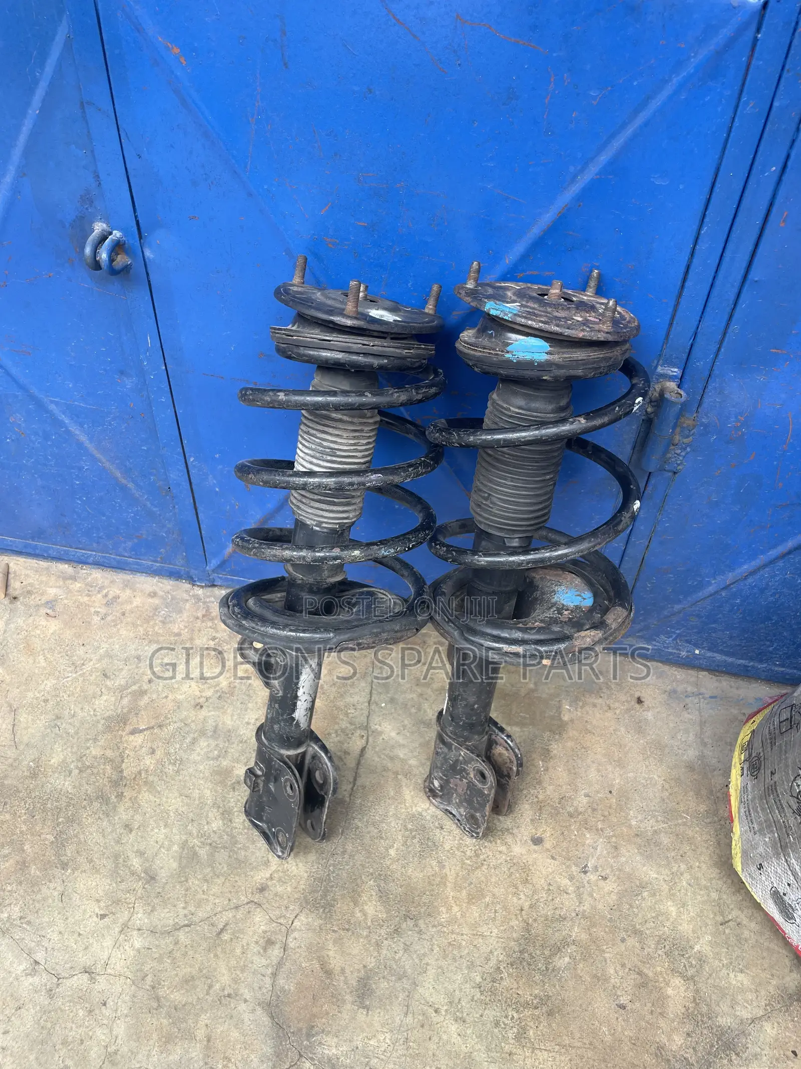 Hyundai H1 Front Shocks Absorbers