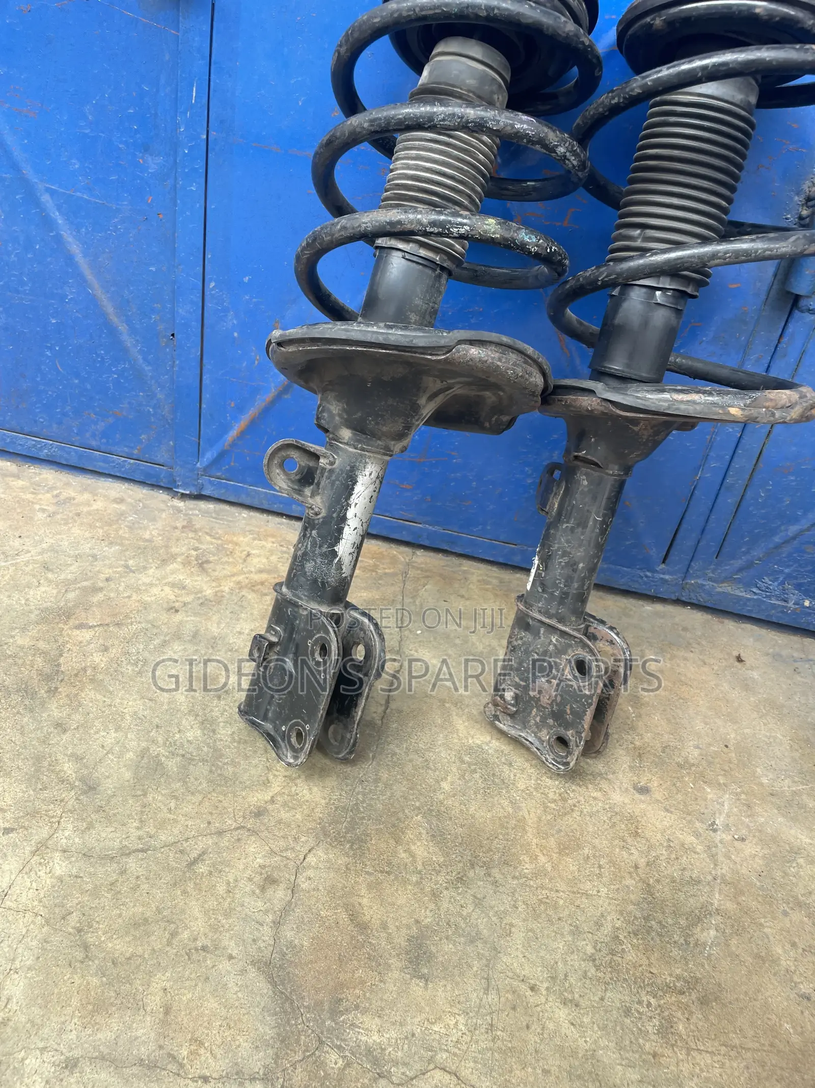 Hyundai H1 Front Shocks Absorbers
