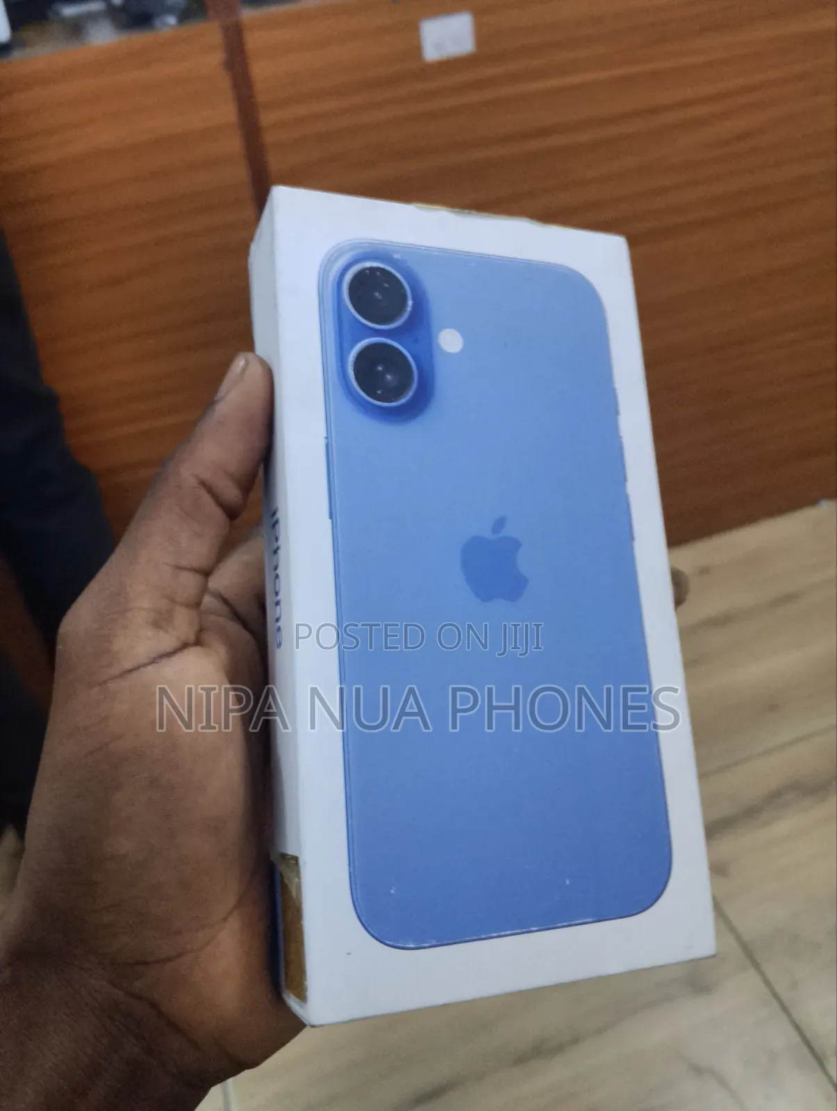 New Apple iPhone 16 128 GB Blue