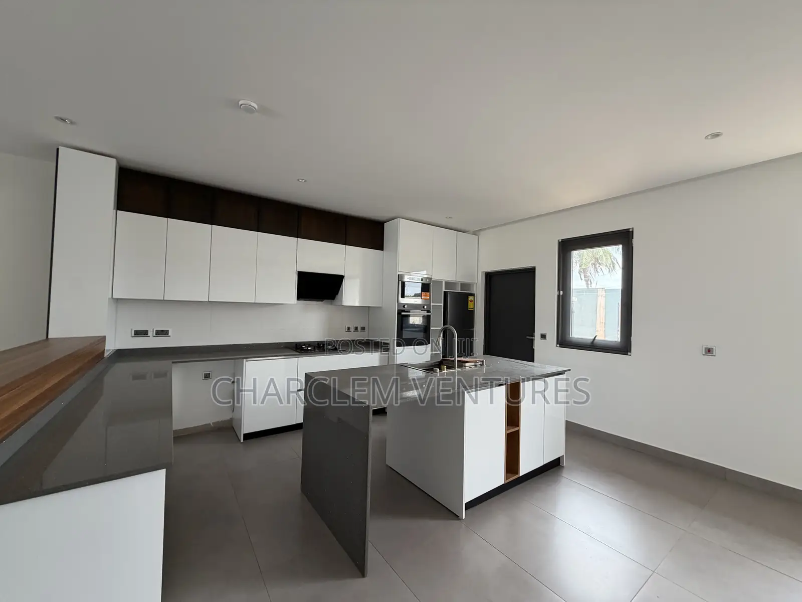 2bdrm Townhouse / Terrace in Charclem Ventures, Accra Metropolitan