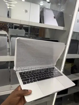 Laptop Apple MacBook Pro 2017 16GB Intel Core i5 SSD 512GB