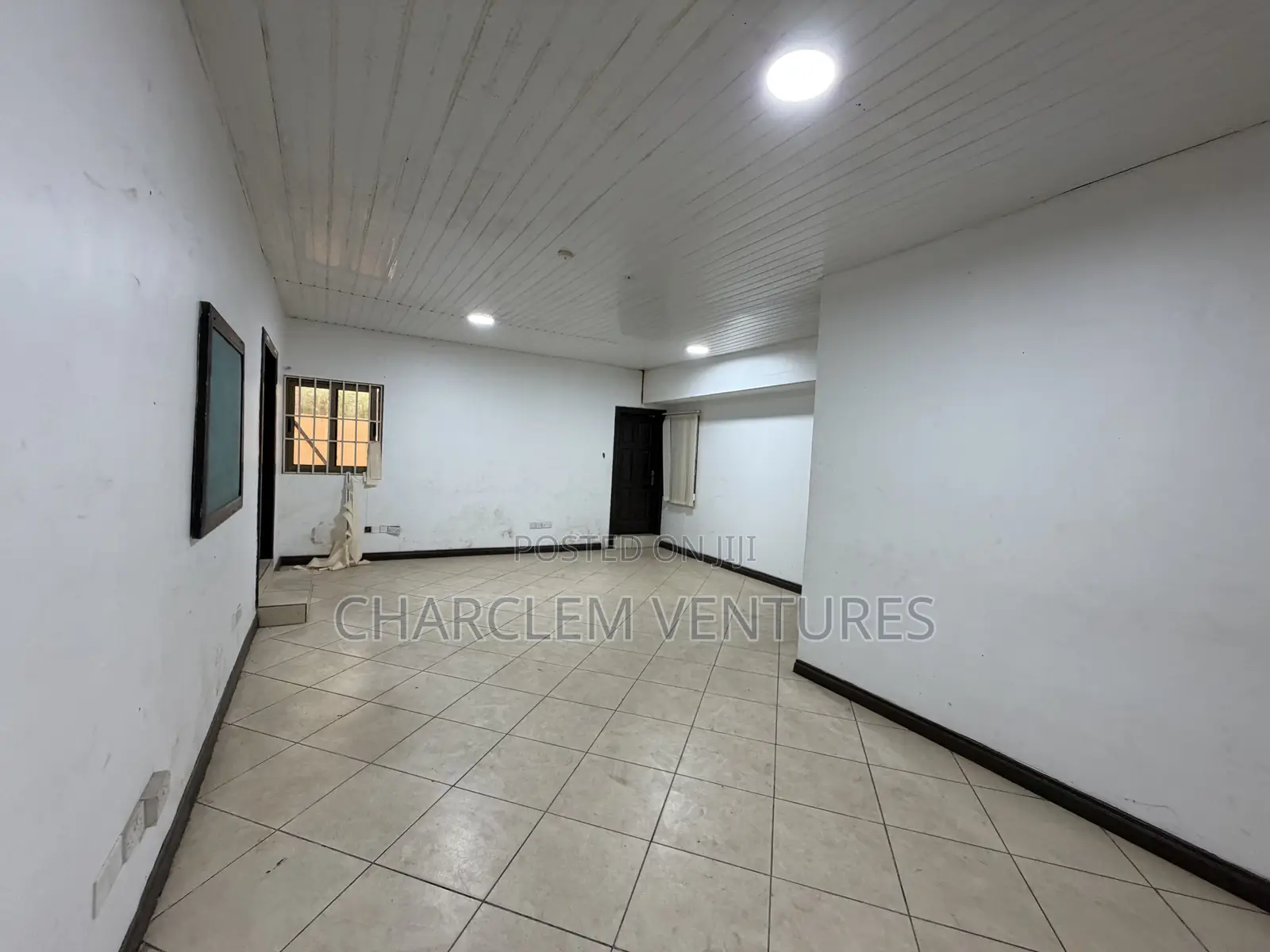 42 Plus Rooms Commercial Property for Rent at Airport