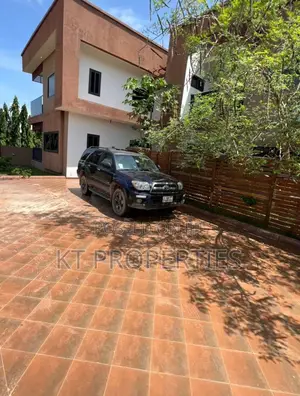 3bdrm Apartment in Dome for rent