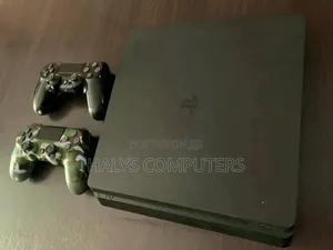 Play Station 4 Slim With More Cd Games