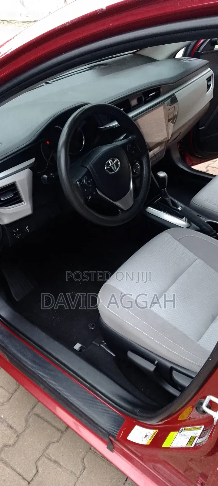 Toyota Corolla LE Premium 4dr Sedan (1.8L 4cyl CVT) 2016 Maroon