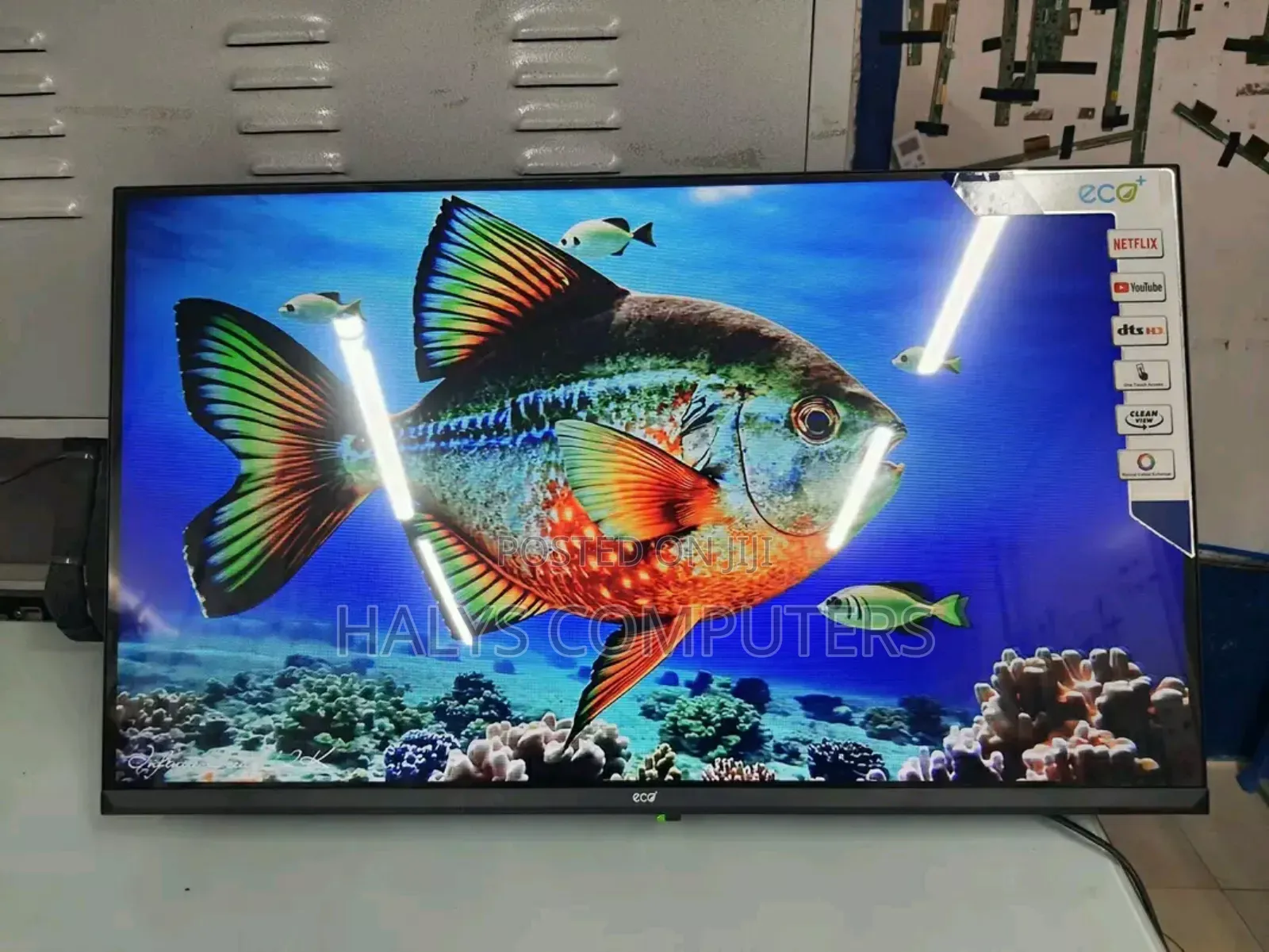 TCL 32inches Smart Tv