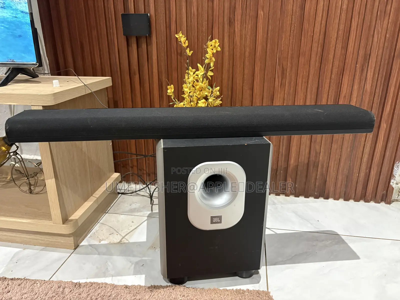 Yamaha Soundbar With JBL Base Speaker