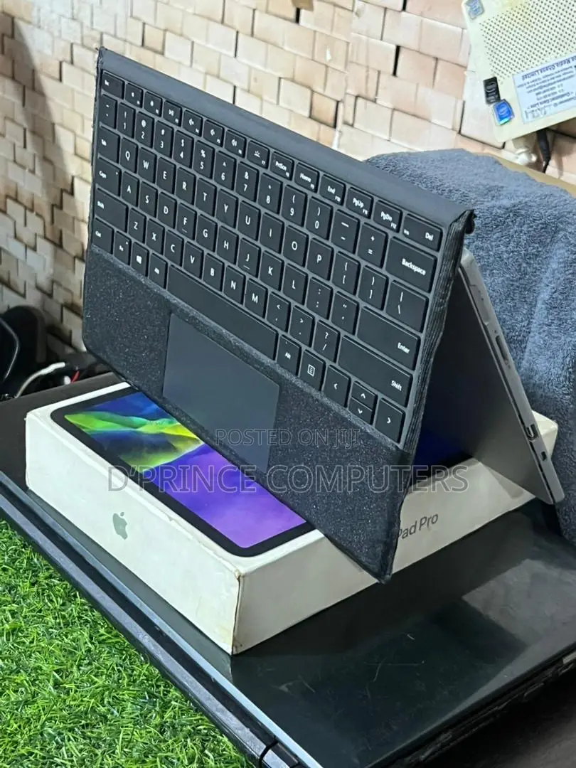 Laptop Microsoft Surface Pro 7 8GB Intel Core i5 SSD 256GB