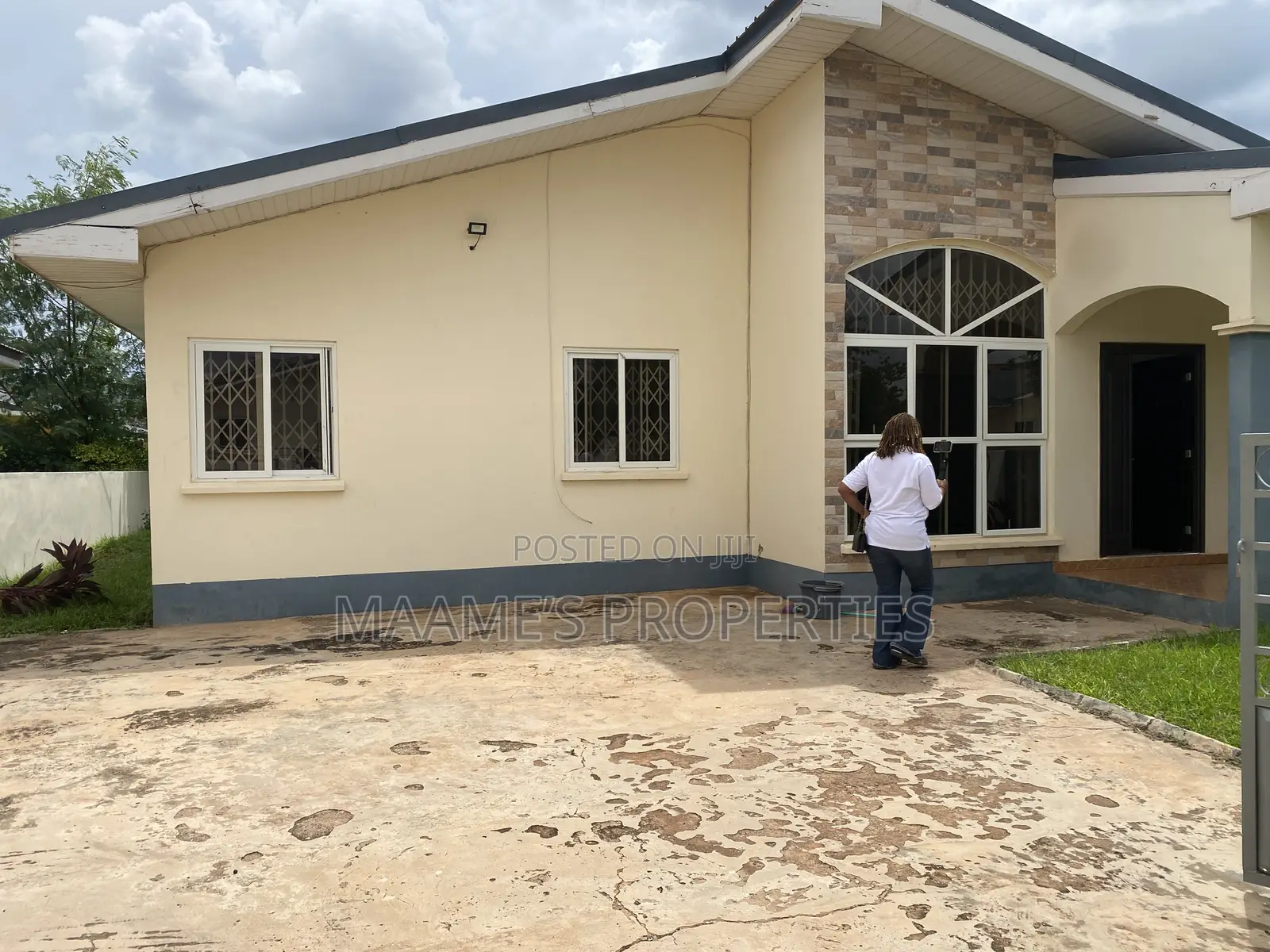 3bdrm House in Oyarifa for rent
