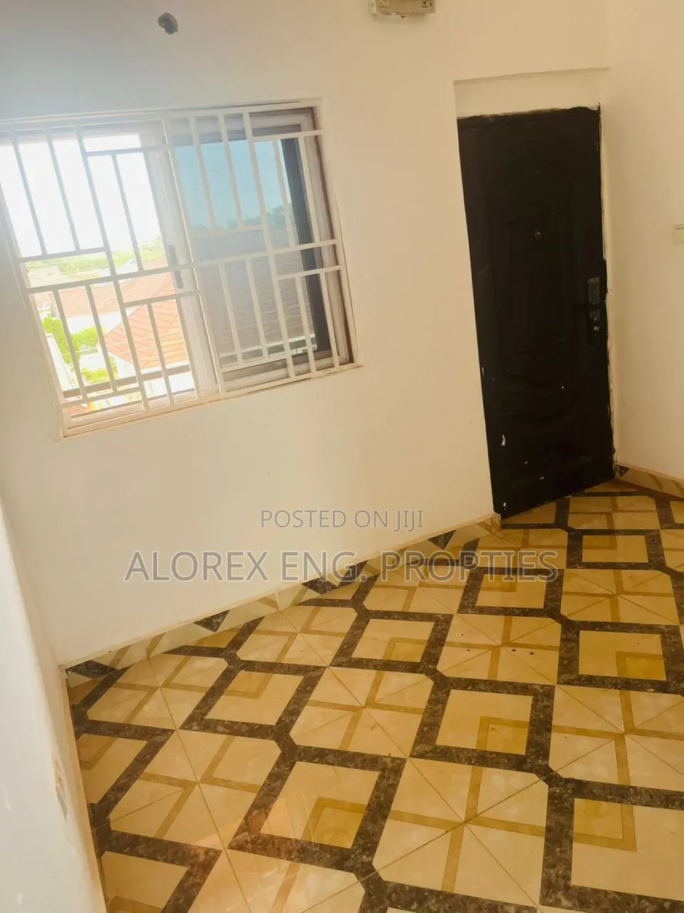 1bdrm Apartment in Chamber Self, Malejor for rent