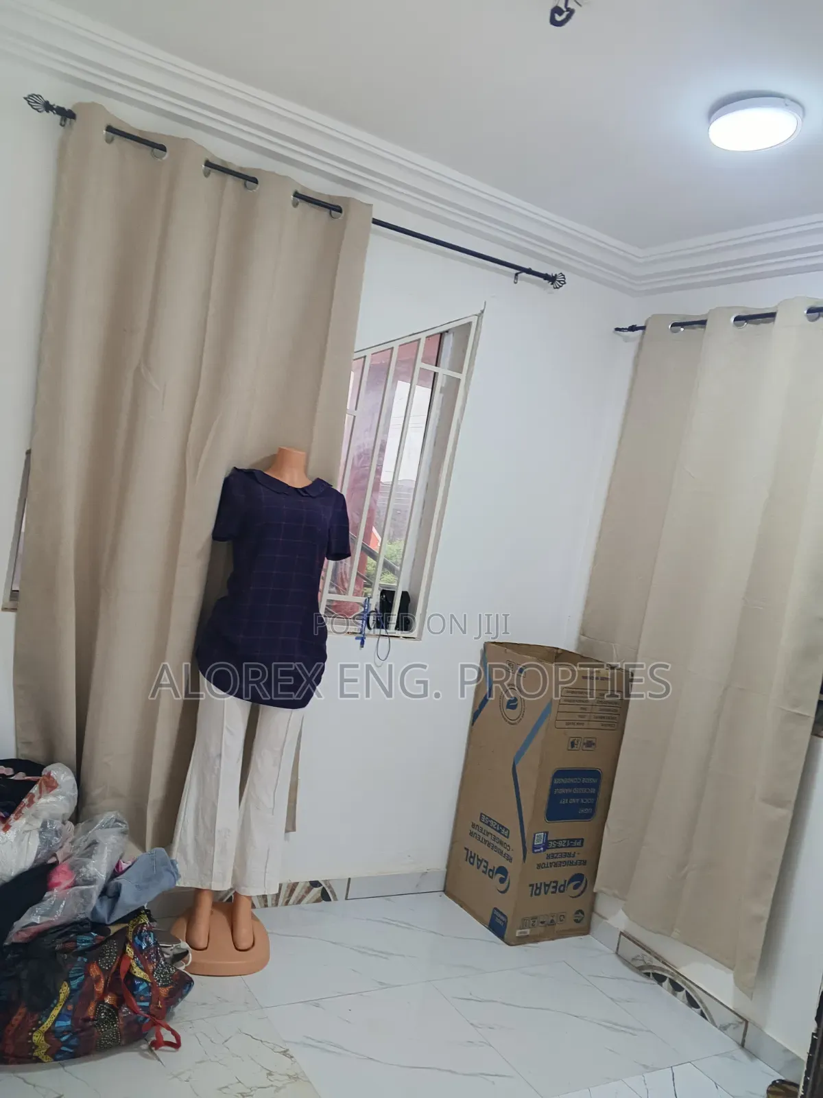 1bdrm Apartment in Chamber Self, Malejor for rent
