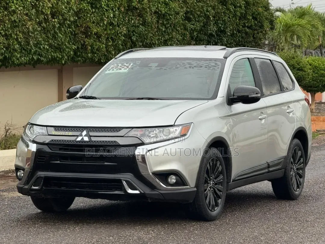 Mitsubishi Outlander SE S-AWC 2020 White