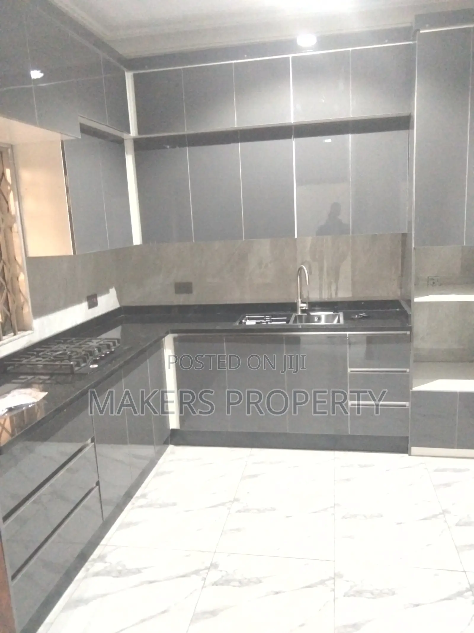 Furnished 2bdrm Apartment in Mula Property, School Junction for rent