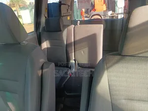 Toyota Voxy 2010 White