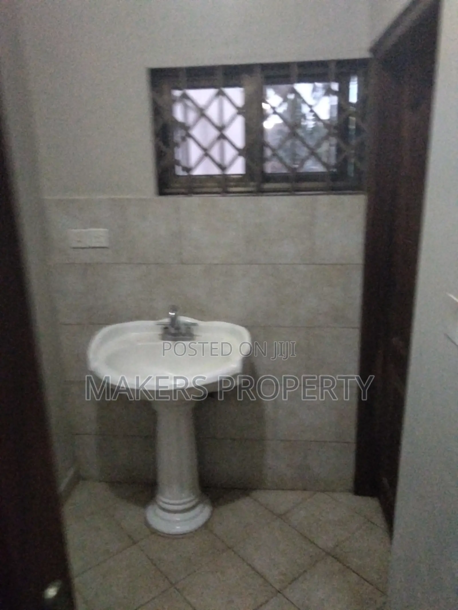 1bdrm House in Mula Property, Otano for rent