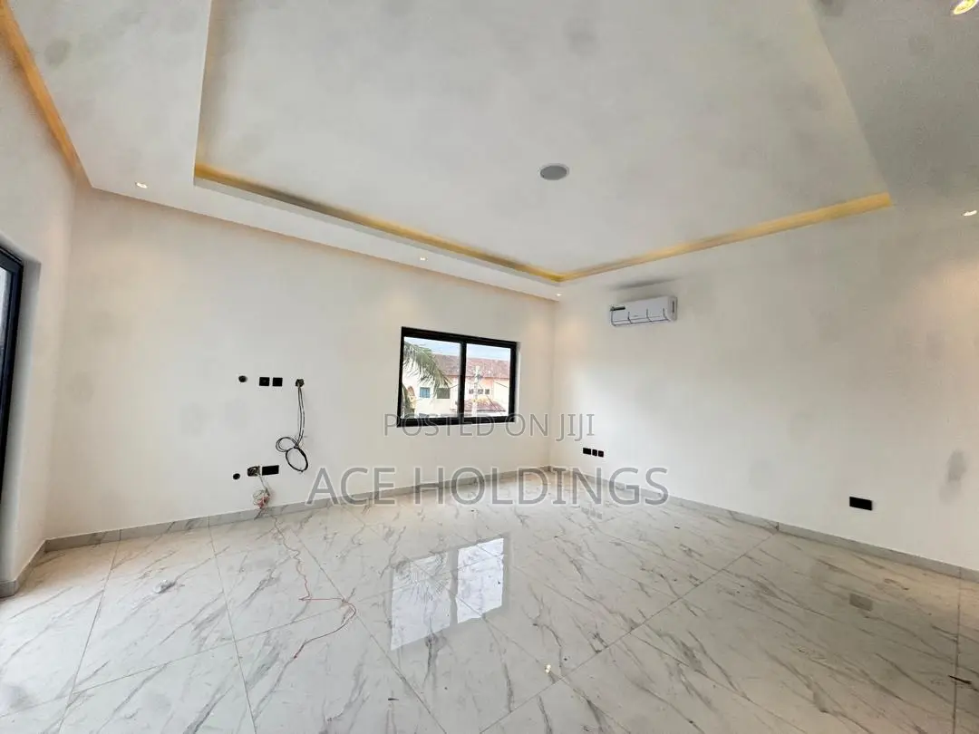 3bdrm Mansion in East Legon for sale