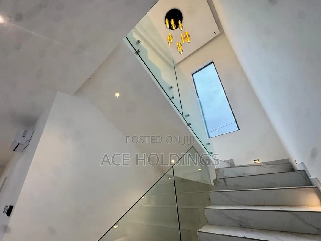 3bdrm Mansion in East Legon for sale