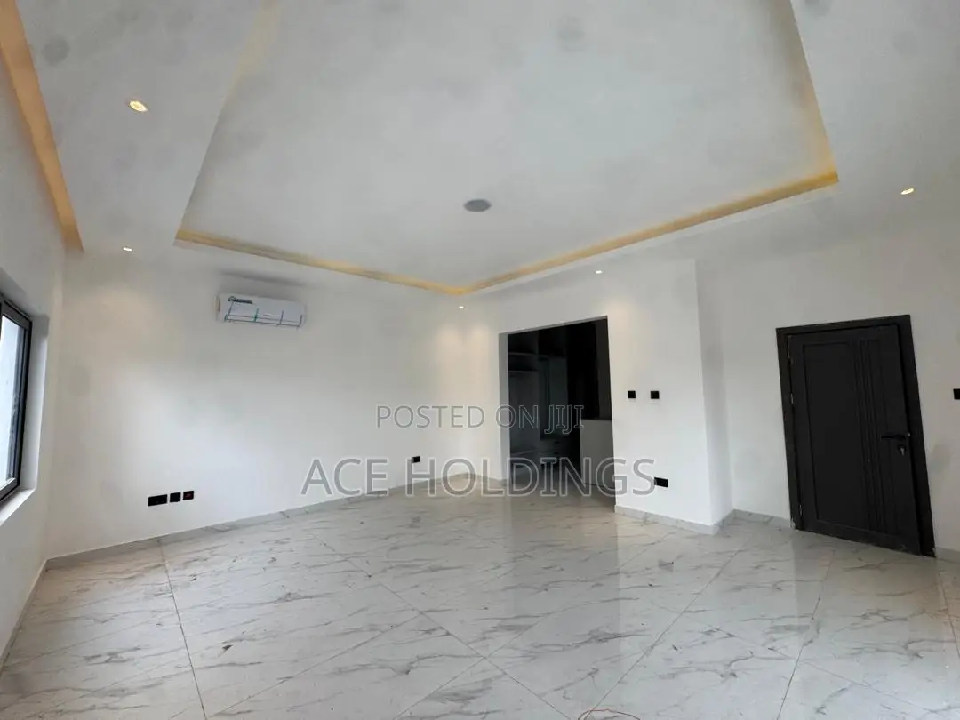 3bdrm Mansion in East Legon for sale