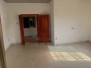 3bdrm Apartment in Sprinter Or, Awutu Senya East Municipal for rent