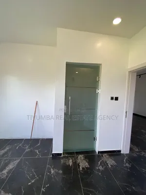 4bdrm Duplex in Tiyumba Real Estate, Unity Closed for sale