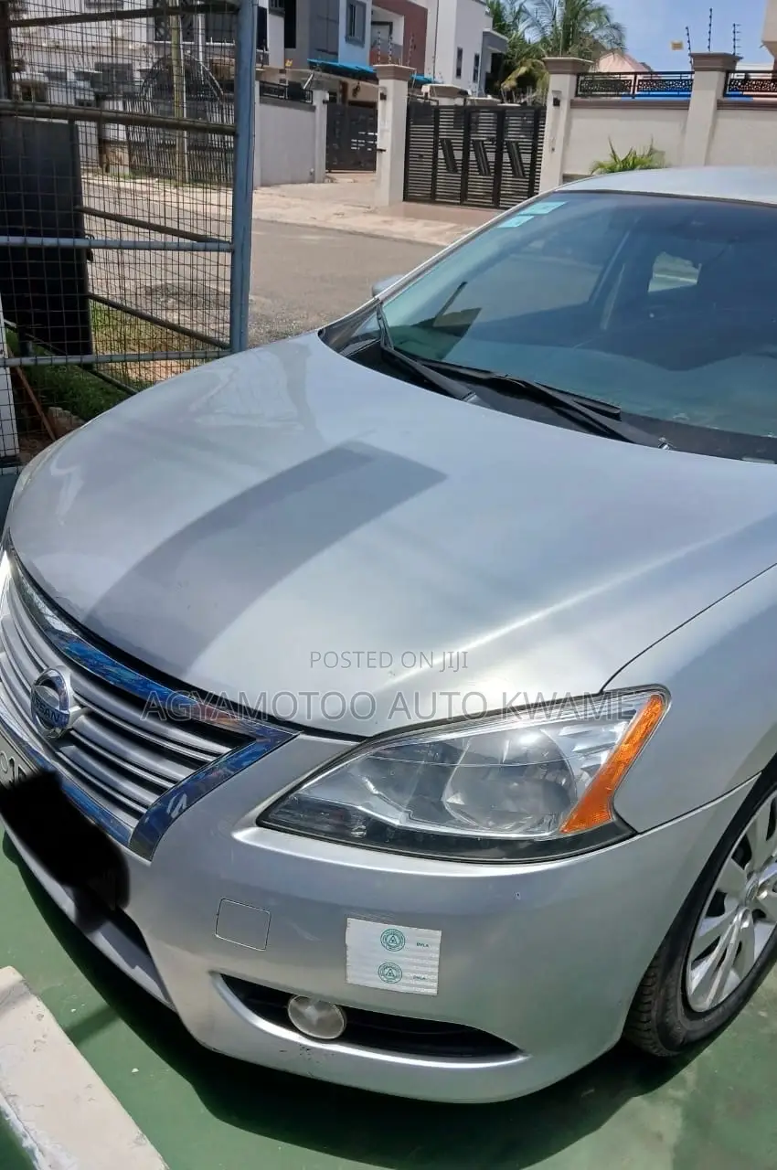 Nissan Sentra SL 4dr Sedan (1.8L 4cyl CVT) 2015 Silver